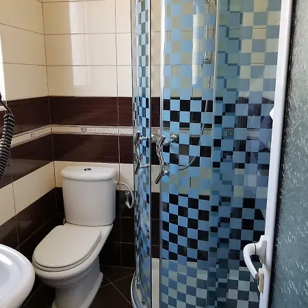 Bar Bledari Szálloda Fier
